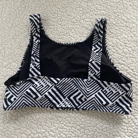 Cupshe Girls Swimsuit Top! - Picture 3 of 3